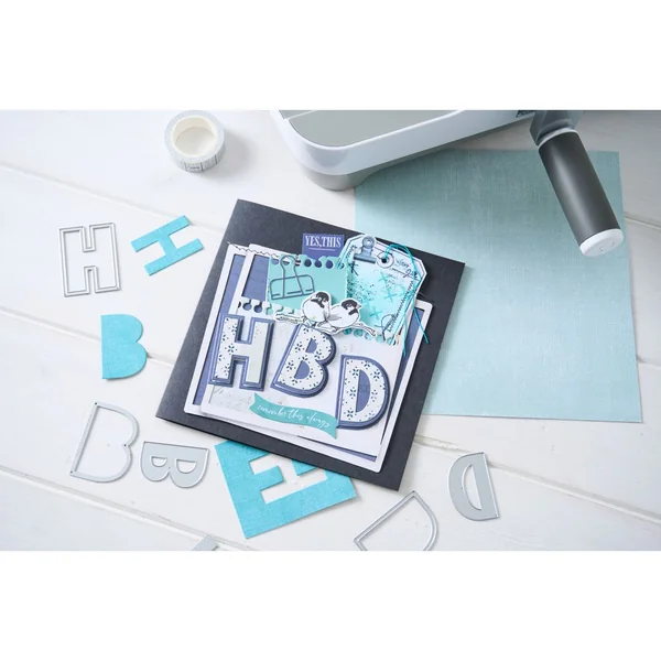 Gabarit d’estampe Sizzix Thinlits « Alphabet by 49 and Market »